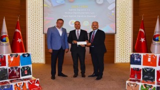 Manisa Ticaret Borsasından öğrencilere eğitim desteği