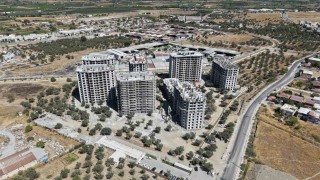 Manisada bir mahalle daha modern altyapıya kavuşuyor