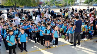 Manisada eğitim - öğretim yılı başladı