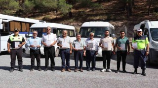 Manisada okul servis araçlarına yönelik özel denetim