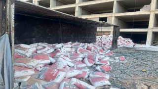 Mardinde devrilen tırın sürücüsü yaralandı