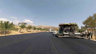 Mardinde yol asfaltlama çalışması başlatıldı