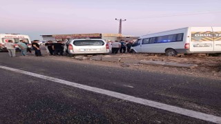 Mardinde zincirleme trafik kazası: 9 yaralı