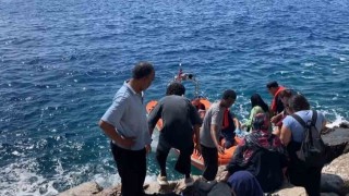 Marmaris Armella koyunda mahsur kalan 39 düzensiz göçmen kurtarıldı