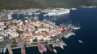 Marmaris turizmi sezona dolulukla veda ediyor