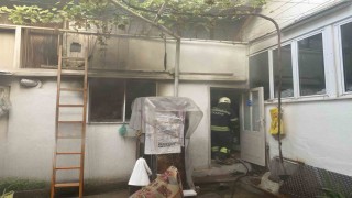 Menteşede ev yangını yaşlı adam yaralandı