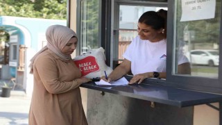 Mersinde El Bebek Gül Bebek projesi ile ailelere 53 bin 113 paket destek sağlandı