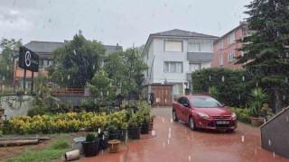 Meteorolinin uyardığı kentte şiddetli yağış