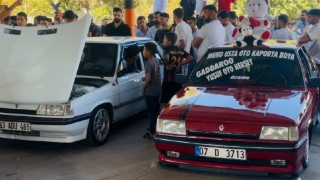 Modifiye araç tutkunları Suriye sınırında buluştu