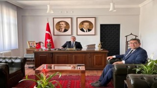 Müdür Dikmenden Kaymakam Ünala hayırlı olsun dileği