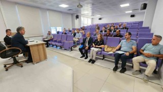 Müdür Yılmaz okul müdürleri ve koordinatör öğretmenlerle buluştu