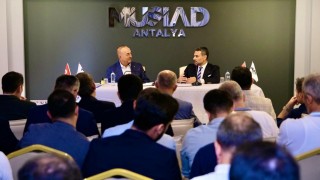 MÜSİADın mesleki eğitim projelerine Çavuşoğlundan övgü