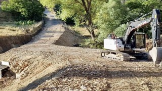 Muşta yol yatırımları sürüyor