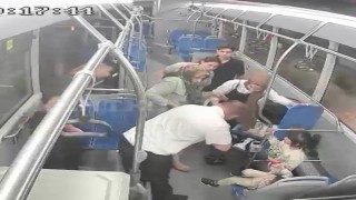 Nefes alamayan çocuğu otobüs şoförü hayata döndürdü