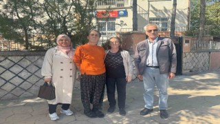 Niğde Fertek Mahallesinde öğrenciler okula bisikletle gidiyor, aileler servis istiyor