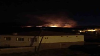 Niğdede çobanların yaktığı ateş yangına dönüştü