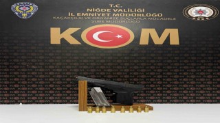 Niğdede ruhsatsız silah operasyonu: 2 tutuklama