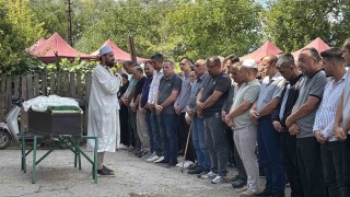 Nişanından iki gün sonra hayatını kaybeden genç DJ, son yolculuğuna uğurlandı