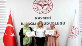 Obeziteyle mücadelede başarılı aile hekimlerine teşekkür belgesi