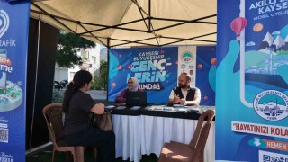 Öğrenci dostu büyükşehirin Rehberlik ve Danışmanlık Hizmetine üniversiteli gençlerden tam not