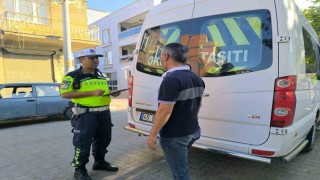 Okulun ilk gününde servislere sıkı denetim