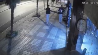 Önce paraları sonra meyveleri çalan şüpheli kamerada