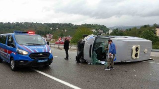 Orduda hasta nakil araç devrildi: 1 yaralı