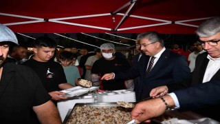 Osmaniyede Ahilik ruhu konteyner çarşıda canlandı