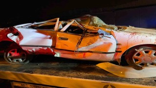 Osmaniyede otomobil direğe çarptı: Kazada genç sürücü hayatını kaybetti