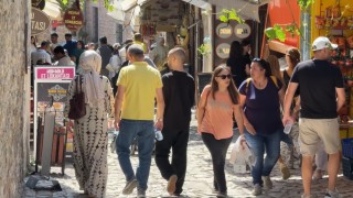 Osmanlı kenti Safranboluda hafta sonu hareketliliği yaşanıyor