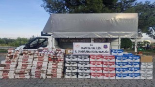 Otoyolda kaçak tütün ve sigara kağıdı yakalandı