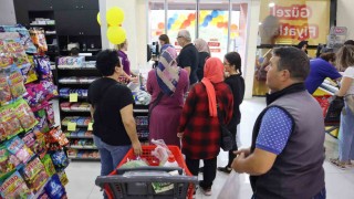 Özhan Marketten dolu dolu indirimler