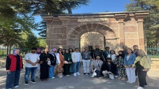 Pakistanlı gençler Söğütte ağırlandı