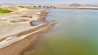 Patnos Barajında  su seviyesi alarm veriyor