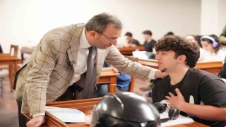 Pendikte eğitim müjdesini Başkan Ahmet Cin duyurdu: Üniversiteyi kazanan gençlere 15 bin TL destek