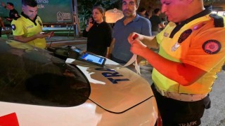 Polise, İşlem yapmayın dedi, olmayınca gazeteciye hakaret etti