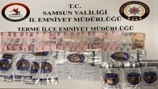 Polisin kovalamaca sunucu yakaladığı araçta uyuşturucu çıktı: 3 gözaltı