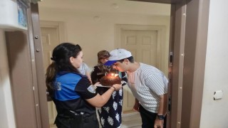 Polislerden özel çocuğa unutulmaz sürpriz