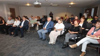 Prof. Dr. Varlı Müziğin Sessiz Siyasetini anlattı