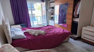 Psikolojik rahatsızlığı olduğu iddia edilen baba iki oğlunu bıçakla yaraladıktan sonra intihara kalkıştı