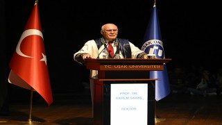 Rektör Savaş ‘Dünyanın En Etkili Bilim İnsanları listesinde zirveye yerleşti