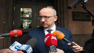 Rusyanın Polonya Maslahatgüzarı, Polonyanın hava sahasının ihlal edildiğini yalanladı