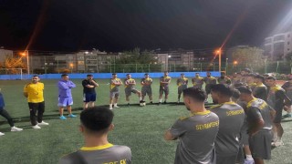 Salihli Seyrantepespor sahaya indi