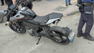 Samsunda motosiklet yayaya çarptı
