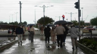 Samsunda sağanak yağmur etkili oldu