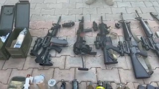Şanlıurfada silah kaçakçılığı operasyonunda cephanelik ele geçirildi: 2 tutuklama