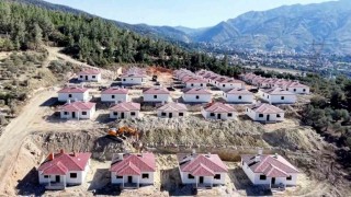 Şekere bölgesine inşa edilen köy evlerinde sona gelindi