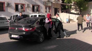 Siirtte kaymakam, makam aracını sağlık için seferber etti