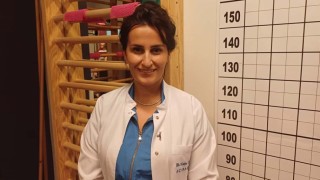 Skolyozda ameliyatsız yöntem: ‘Schroth tedavisi