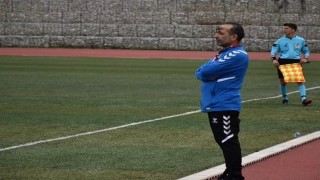 Söğütspor başarılı teknik adam ile yollarını ayırdı
